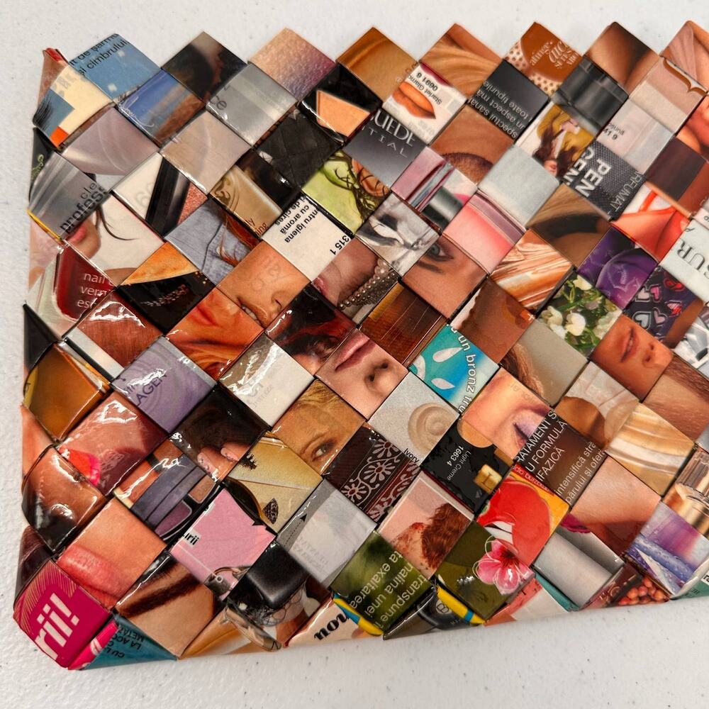 Really fun Weave Reworked Mini Bag - Picture 5 of 10